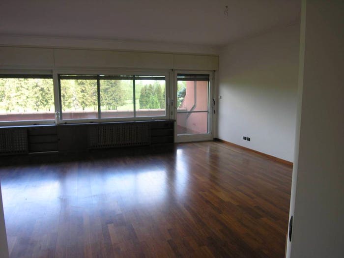 Appartamento quadrilocale in affitto in Via Alessandro Volta, Centro, Cassina Rizzardi
