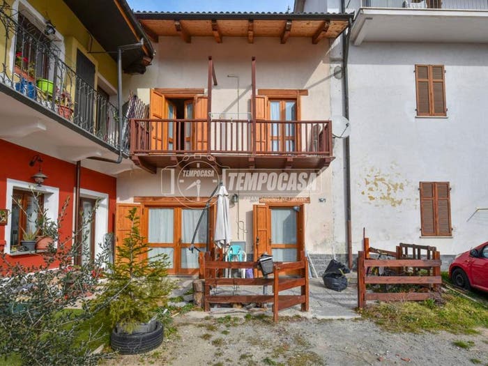 Casa quadrilocale in vendita in Via Piave, Coazze