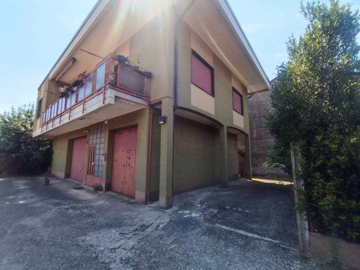 Casa quadrilocale in vendita in Rovello Porro