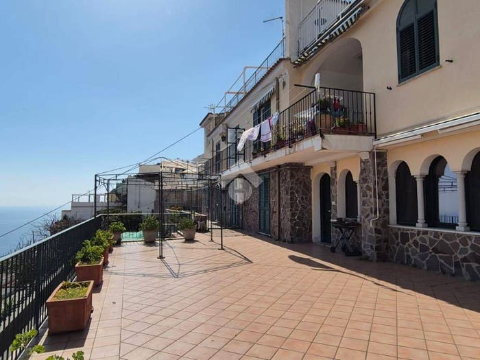 Appartamento trilocale in vendita in Via San Pietro alla Costa, Centro, Ravello