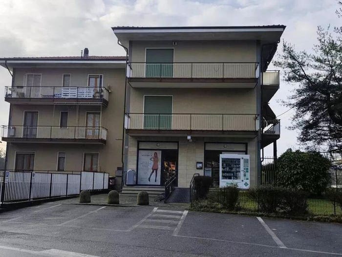 Appartamento quadrilocale in vendita in Viale Marconi, Centro, Romano Canavese