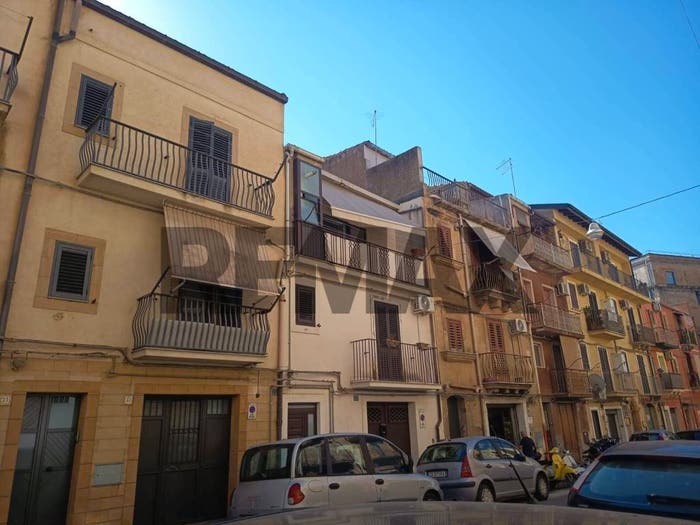 Casa con 5 locali in vendita in VIA PENTOLAI, Centro, Caltagirone