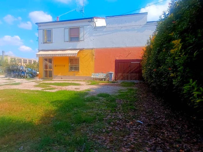 Casa con 6 locali in vendita in Strada Provinciale CopparoMigliarino, Tresigallo Final Di Rero, Tresignana