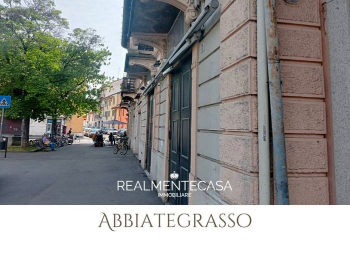 Appartamento trilocale in vendita in Via Pavia, Abbiategrasso