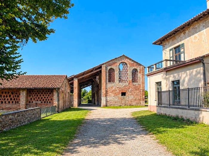 Casa con 6 locali in vendita in Via Lodi, Dovera