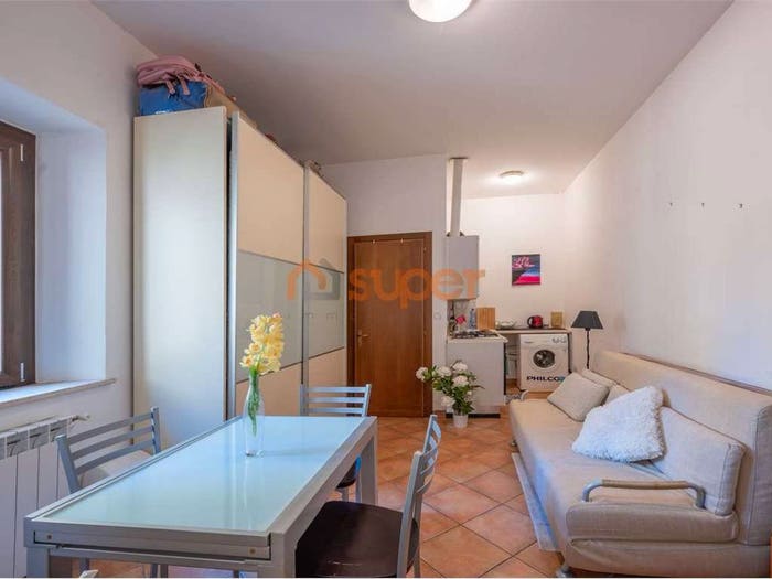 Appartamento bilocale in vendita in Corso Cavour, Centro Storico, Foligno