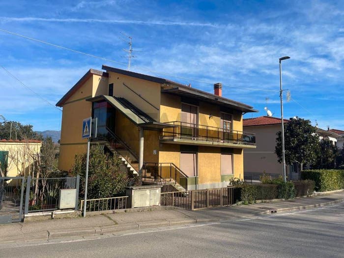 Appartamento con 5 locali in vendita in Via vecchia aretina, Montalto, Laterina Pergine Valdarno