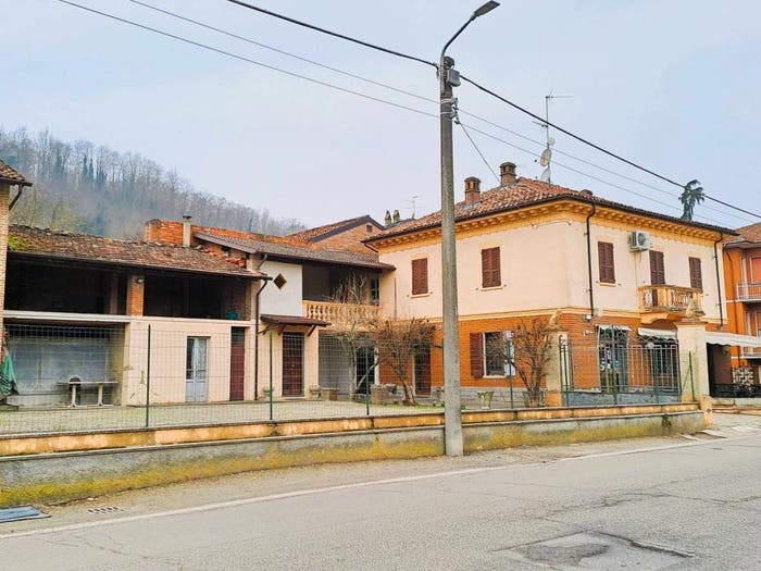 Casa in vendita in Via Roma, Centro, Torricella Verzate