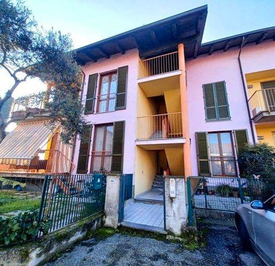 Casa bilocale in vendita in Via Del Lucino, Centro, Sannazzaro de' Burgondi