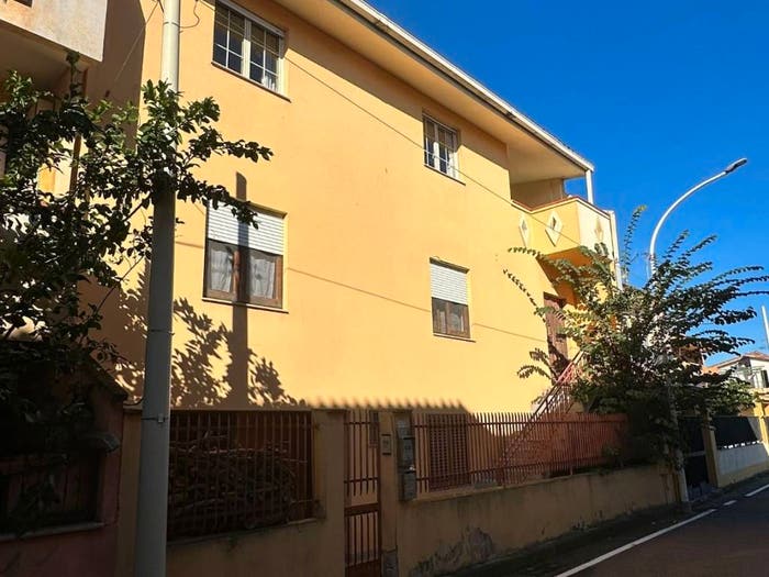 Appartamento con 5 locali in vendita in Via Dante Alighieri, Centro, Muravera