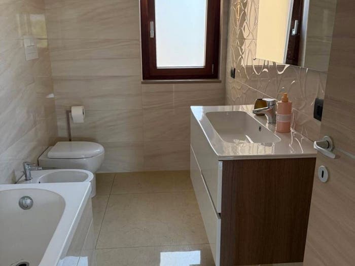Appartamento con 6 locali in vendita in Via Nazionale, Padula
