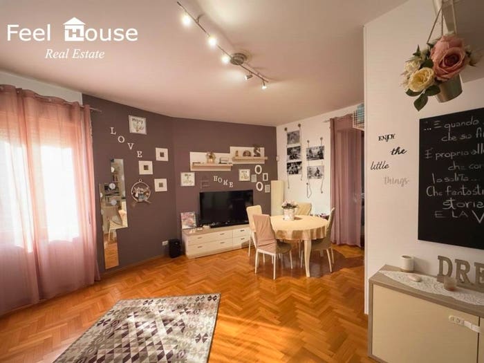 Appartamento trilocale in vendita in Via Castel Guelfo, Vitinia, Roma