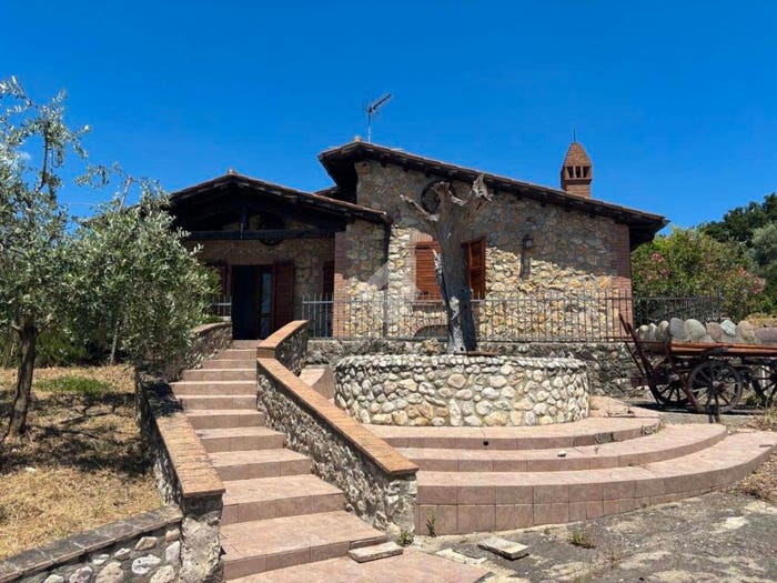 Casa con 5 locali in vendita in Vocabolo ranti, Lugnano in Teverina