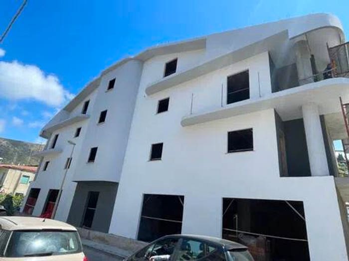 Appartamento quadrilocale in vendita in Via Bologna No Number, Centro, Amantea