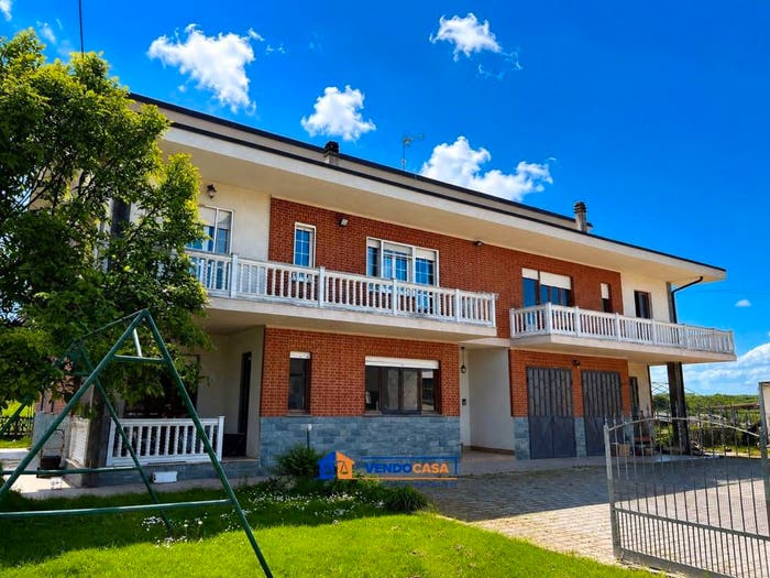 Casa con 6 locali in vendita in Via Tetti Famolassi, Marene