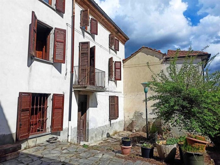 Casa con 6 locali in vendita in Frazione Ca' Giani, Montemarzino