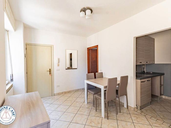 Appartamento bilocale in vendita in Via del Quartiere, Marchirolo