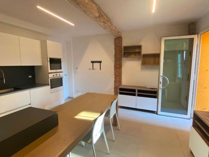 Appartamento con 6 locali in vendita in Via Guelfa, Massarenti, Bologna