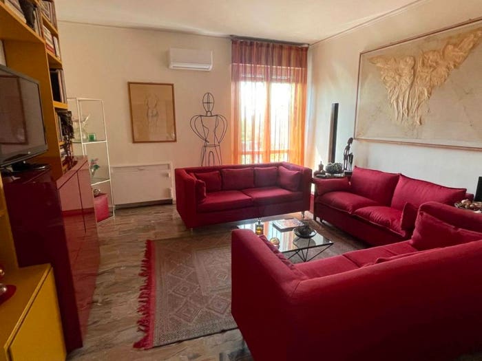 Appartamento con 5 locali in vendita in Viale Fiume, Valletta Paiolo, Mantova
