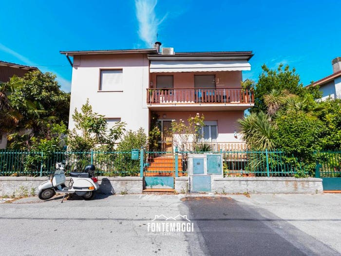 Appartamento quadrilocale in vendita in San Biagio Roncosambaccio, Fano