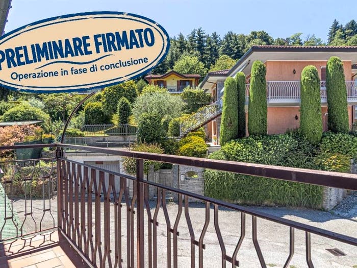Appartamento trilocale in vendita in Via Stocchetti, Centro, Besozzo