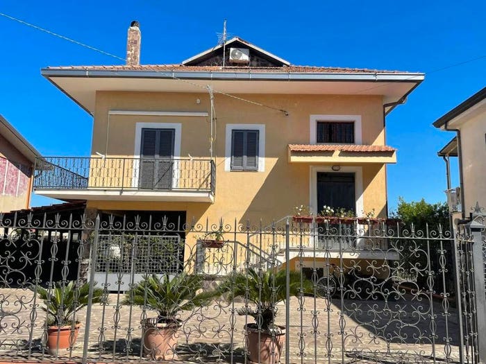 Casa con 6 locali in vendita in Via Delle Margherite, Laura, Capaccio Paestum