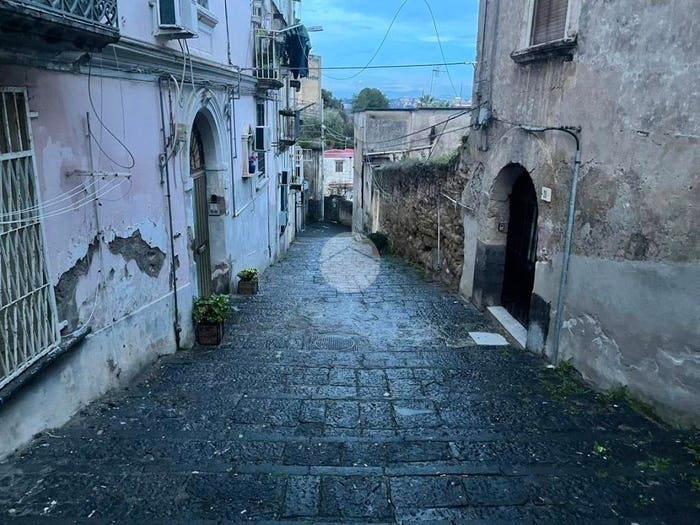 Appartamento monolocale in vendita in Vico Paradisiello, San Carlo All'Arena, Napoli