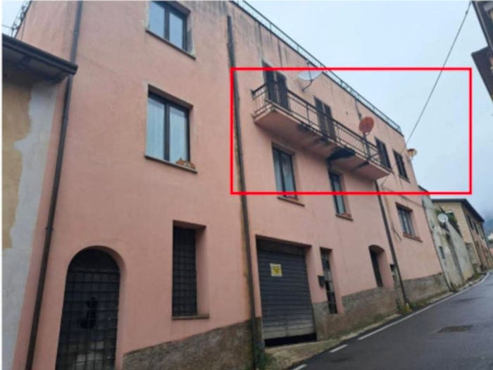 Appartamento con 5 locali in vendita in Via V Luglio Gualdo Tadino PG, Centro, Gualdo Tadino