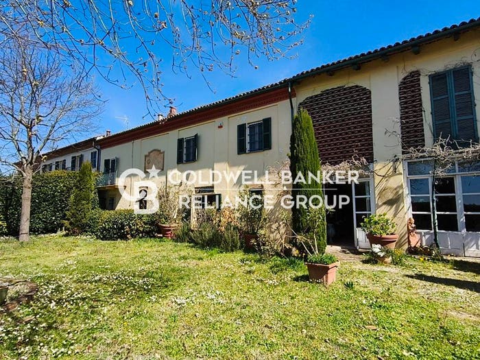 Casa con 6 locali in vendita in Frazione Stazione di Portacomaro, Portacomaro Stazione, Asti
