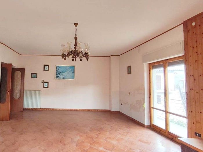 Appartamento trilocale in vendita in Via Aia, Vaccareccia, Concerviano