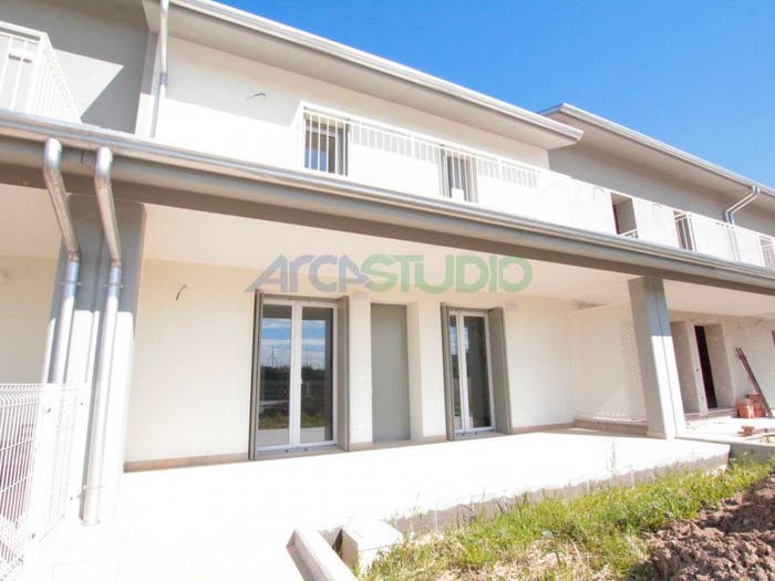 Casa quadrilocale in vendita in Via Roma n, Centro, Bolzano Vicentino