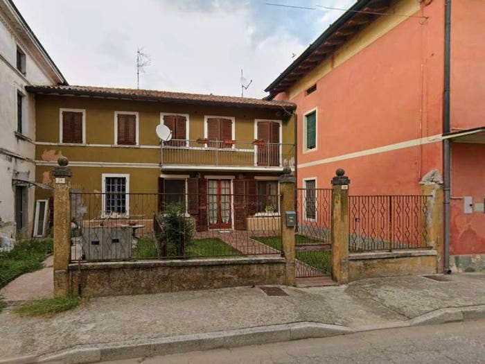 Casa quadrilocale in vendita in Via XXIV Maggio, Milzanello, Leno