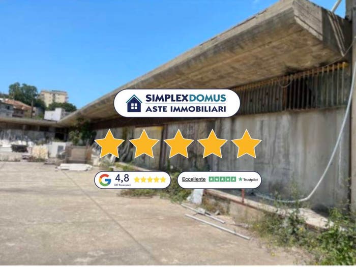 Casa con 6 locali in vendita in strada statale, Gioia Tauro