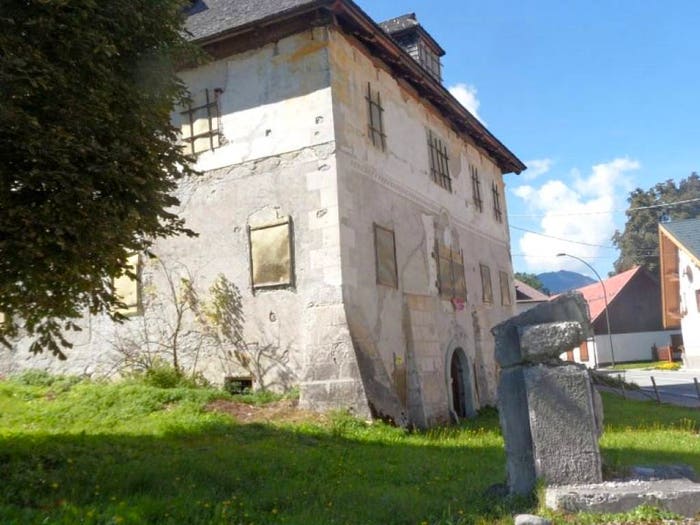 Case in Vendita e in Affitto - 2