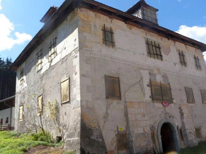 Casa con 6 locali in vendita in Fusine In Valromana, Tarvisio