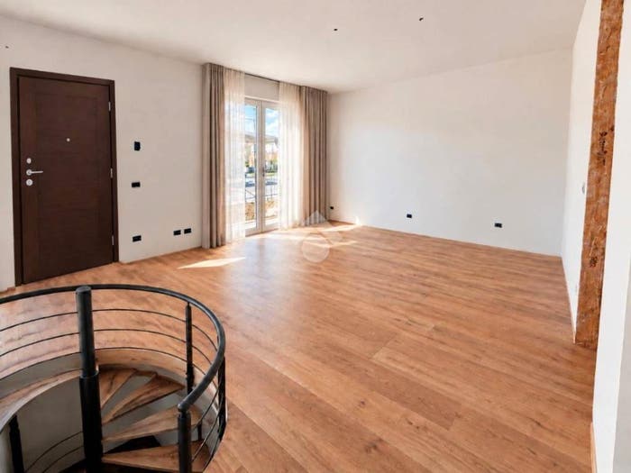 Appartamento quadrilocale in vendita in Via Umberto Terracini, Montelabbate