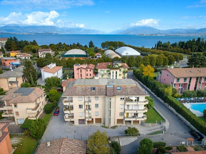 Appartamento trilocale in vendita in Viale motta, Desenzano Centro, Desenzano del Garda