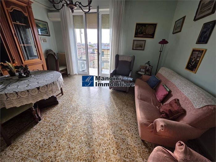 Appartamento trilocale in vendita in Via Angiolo Badaloni, Ospedale Stazione, Livorno