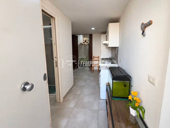 Appartamento monolocale in affitto in Via San Cosmo Fuori Porta Nolana, Garibaldi Ferrovia, Napoli