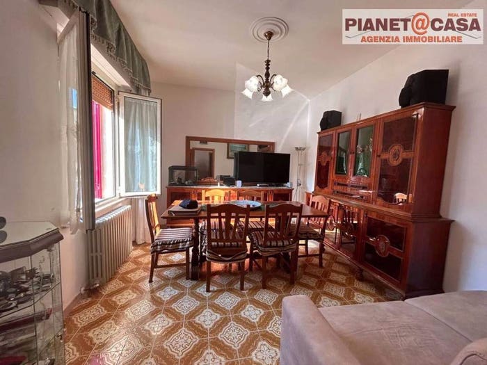 Casa con 5 locali in vendita in Via Gran Sasso, Ancarano