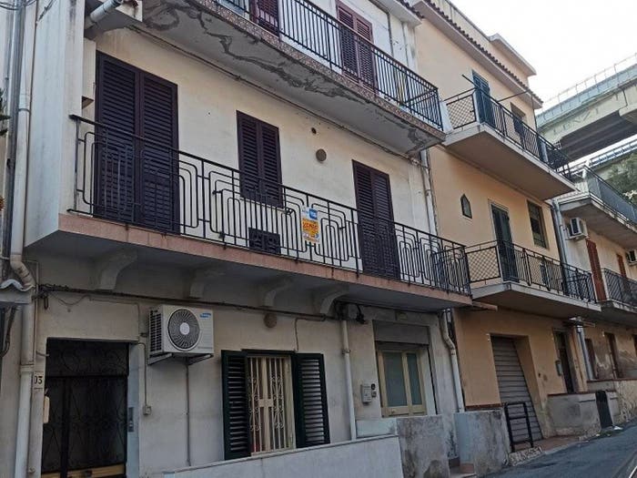 Casa trilocale in vendita in Via Comunale Santo, Gazzi, Messina