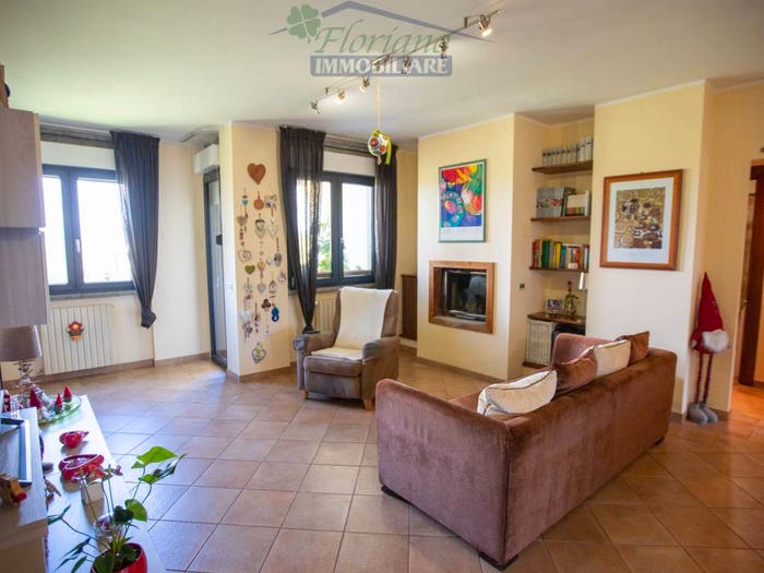 Appartamento trilocale in vendita in Via del Fontanile Vecchio, Pescia Romana, Montalto di Castro