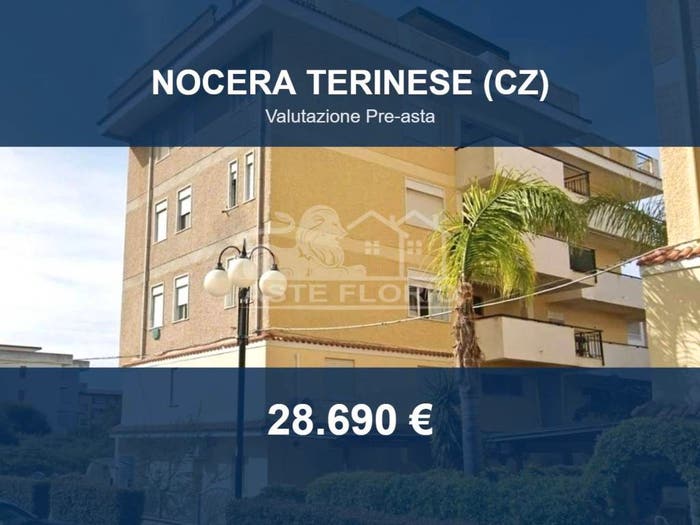 Appartamento trilocale in vendita in Strada Statale Tirrena Inferiore, Nocera Scalo, Nocera Terinese