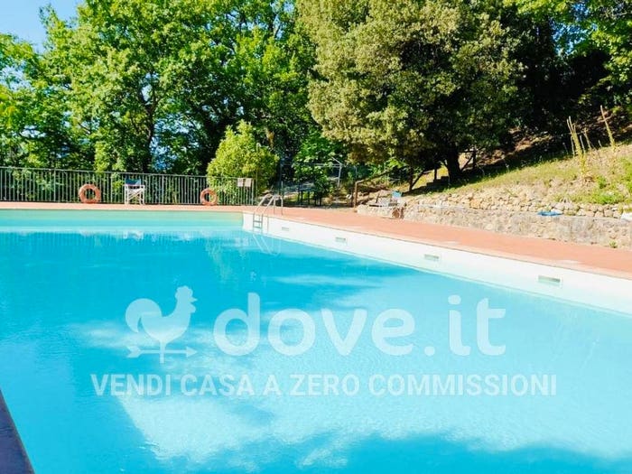 Appartamento quadrilocale in vendita in Viale Luciano Berio, Radicondoli