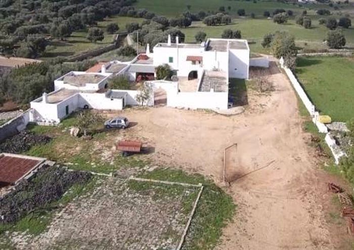 Casa con 6 locali in vendita in SS, Contrada Guardariello Giovanni Fasano, Ostuni