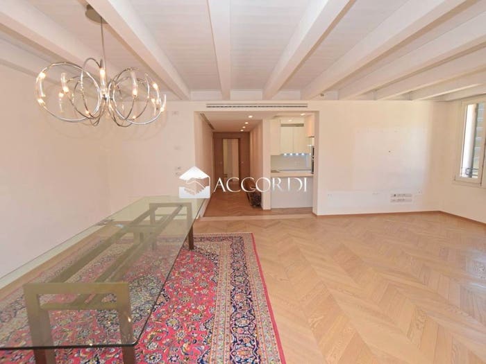 Appartamento quadrilocale in vendita in Via Giacomo Matteotti, Castelfranco Veneto