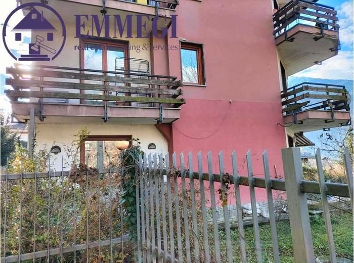 Appartamento con 6 locali in vendita in Via Mons Alliod, Centro, SaintVincent