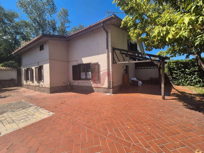Casa trilocale in vendita in Via Pontariello, San Nicola Manfredi