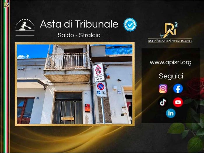 Casa con 6 locali in vendita in Via Roma, Monteiasi