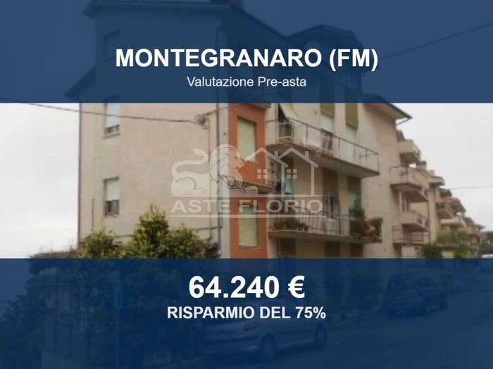 Appartamento con 6 locali in vendita in Via Alessandro Manzoni, Centro, Montegranaro